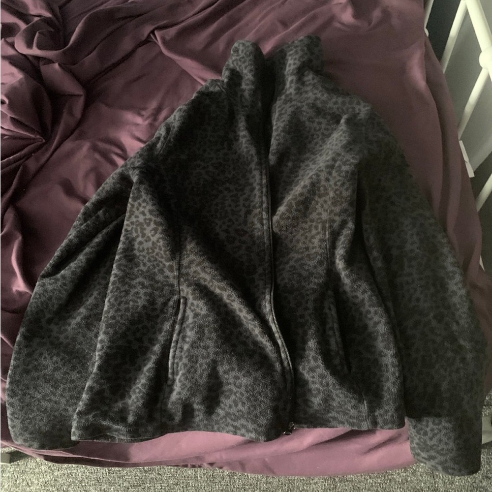 Leopard Print Fleece Jacket Size Medium